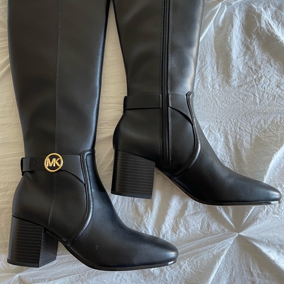 Michael Kors Carmen riding boot - Picture 1 of 7